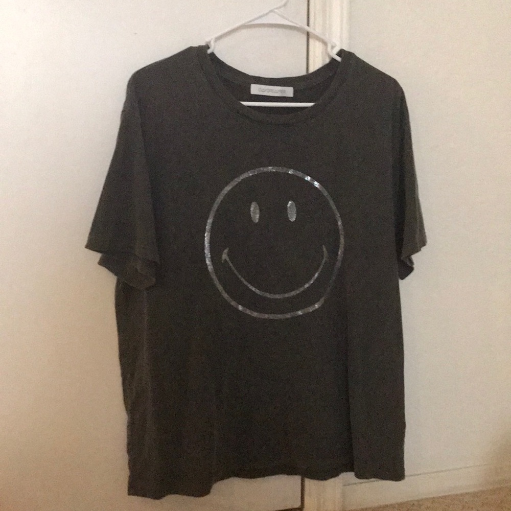 Oversized graphic tee